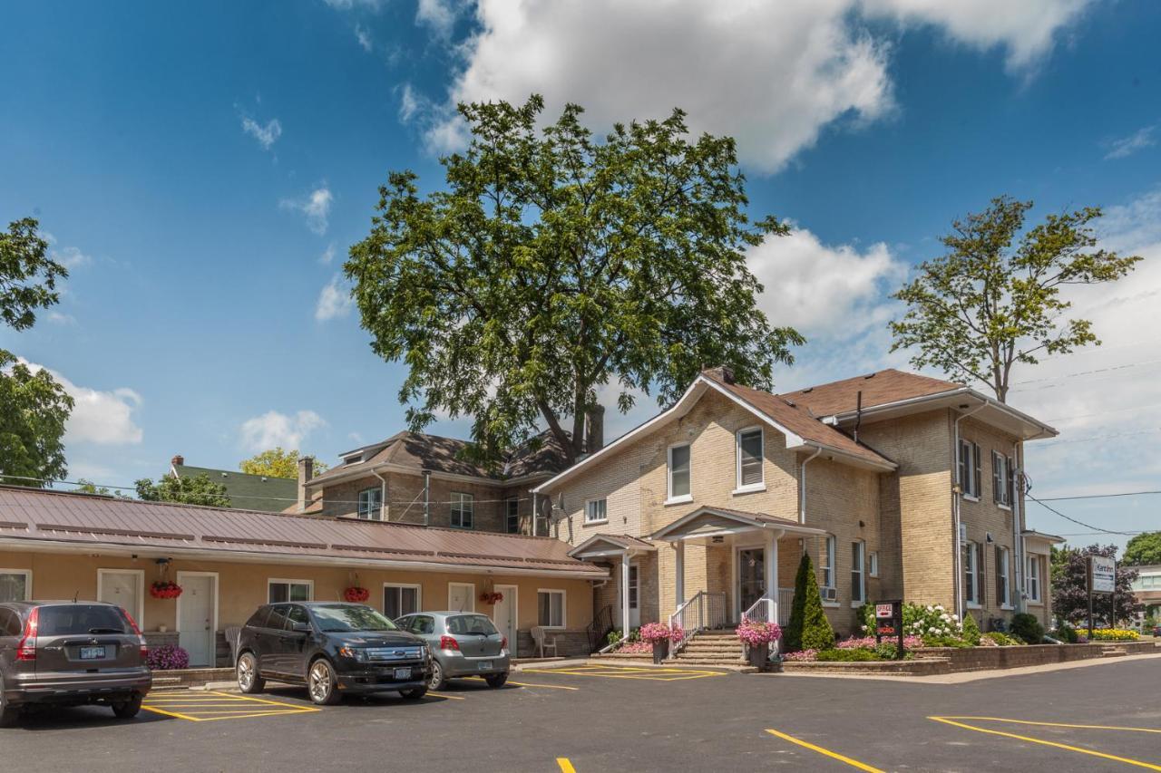 Motel Kent Lindsay